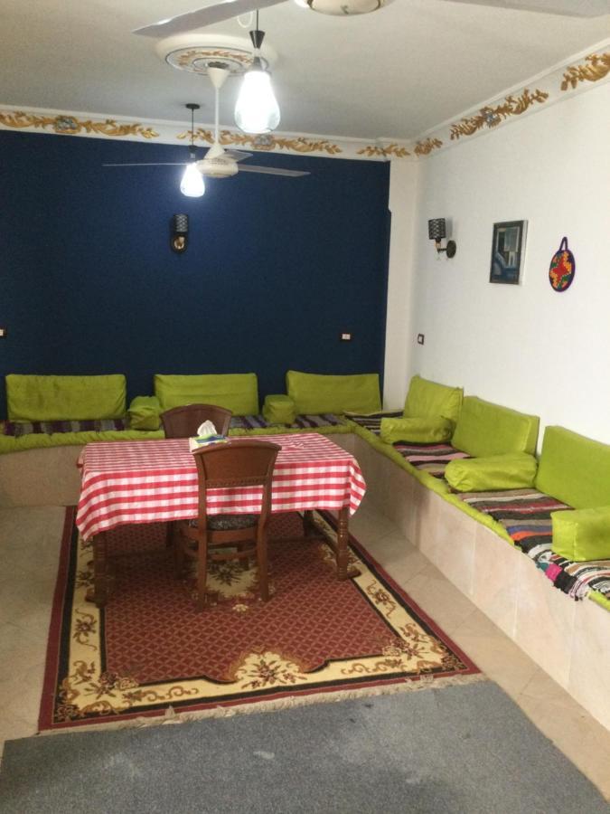 דירות לוקסור The Brown House מראה חיצוני תמונה