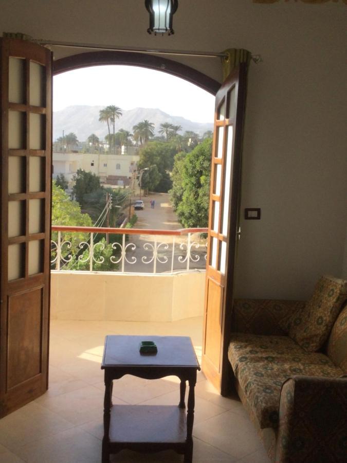 דירות לוקסור The Brown House מראה חיצוני תמונה